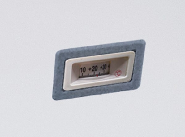 Analog temperaturvisning på Cool Head CG 309A frysbox