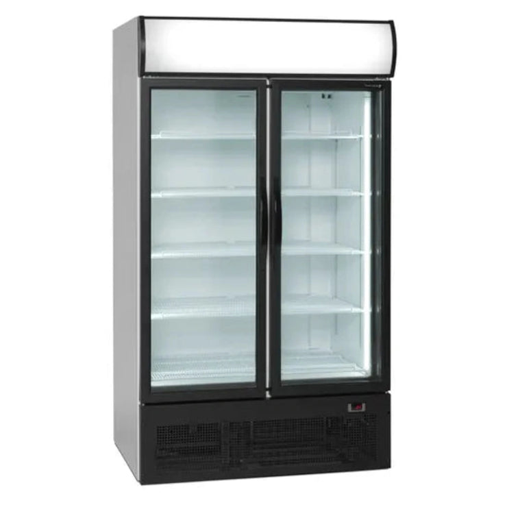 Frilagd bild på TEFCOLD FSC1950H Displaykyl med dubbeldörrar och tomma hyllor