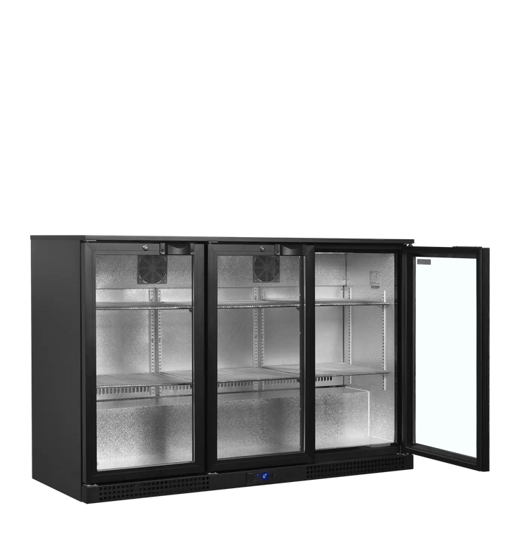 TEFCOLD BA31H Barkyl 311 L, ytterligare invändig vy som visar hyllor med flaskor