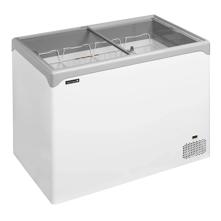 TEFCOLD NIC302SC Frysbox 288 L, sedd rakt framifrån mot vit bakgrund