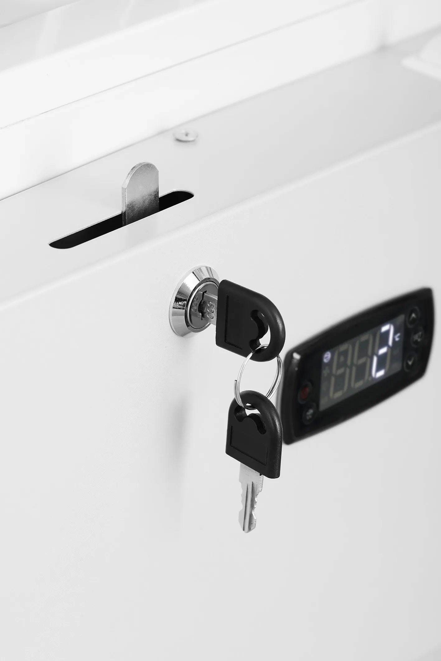 Cool Head DC 1200 Displaykyl 1147 L, närbild på fötter eller nedre del av produkten