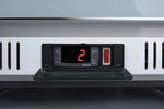 Cool Head DC 350F Displaykyl 360 L, invändig detaljvy med LED-belysning riktad mot hyllor med kylda varor