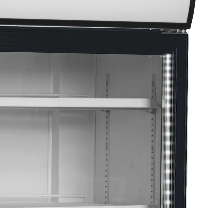 Innerbelysning och övre hylla i TEFCOLD FSC1200S Displaykyl