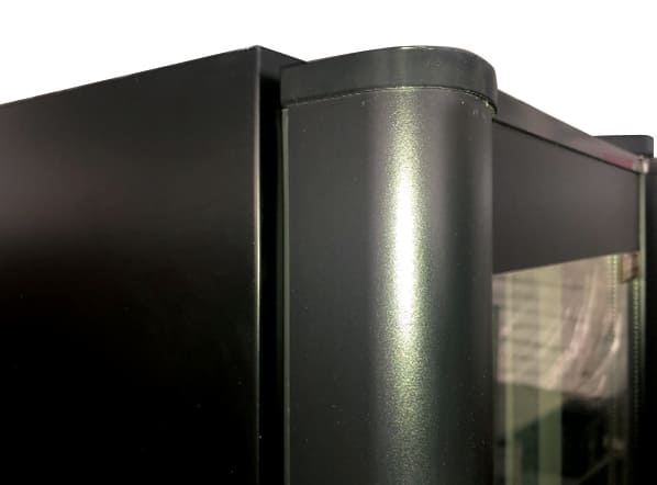 Övre dörrkant på Cool Head RC 300B Displaykyl med rundad design