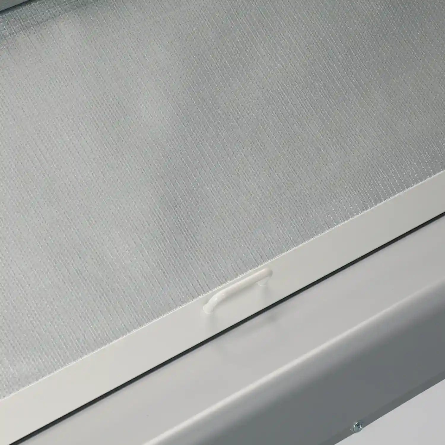 TEFCOLD BERMUDA RV13 Glassfrys 395 L, detaljbild på ventilation eller baksida