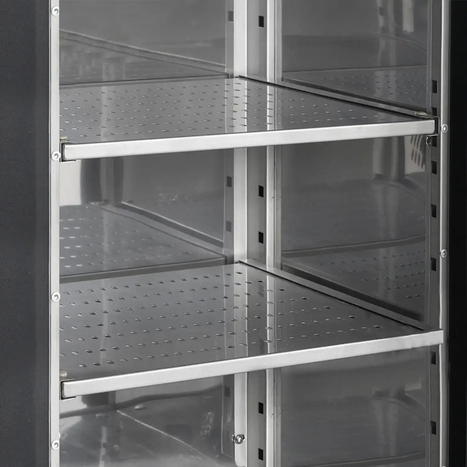 TEFCOLD CBC310G Barkyl 460 L, detaljbild på beslag eller hantering