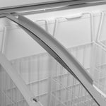 TEFCOLD IC552SCEB Frysbox 540 L, detaljbild på ventilation eller baksida