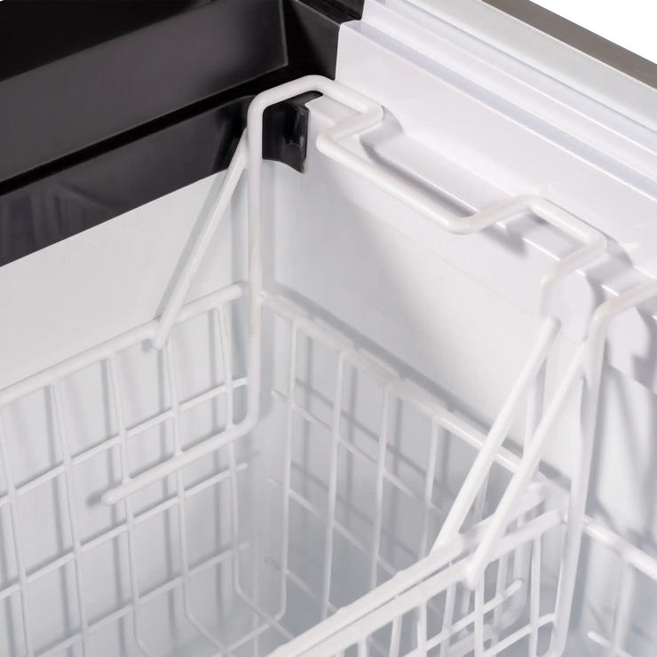 TEFCOLD IDB400-W1 Frysbox 435 L, detaljbild på ventilation eller baksida