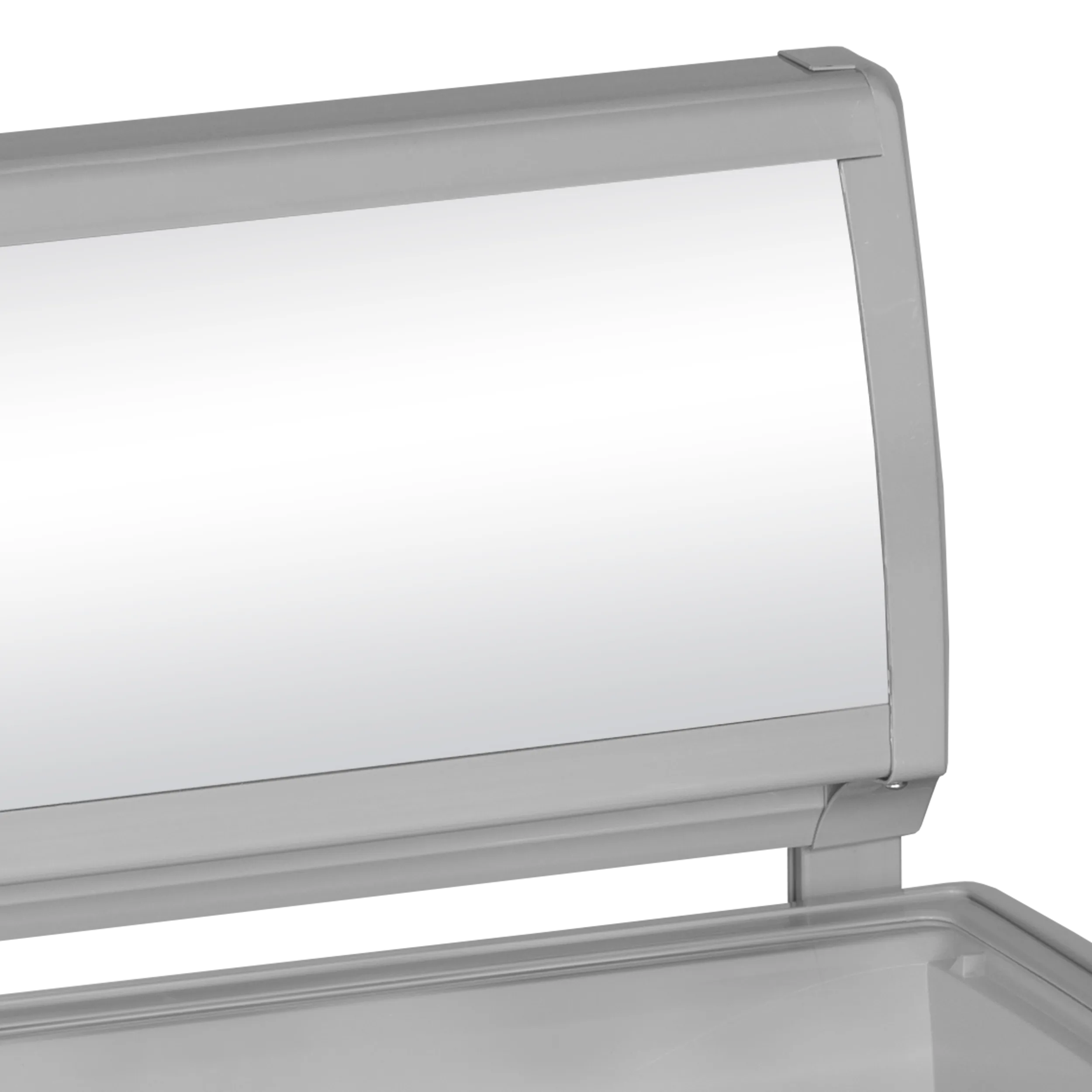 TEFCOLD IDC152C-W1 Frysbox 152 L, närbild på fötter eller nedre del av produkten