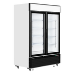 Fristående vit TEFCOLD LGC5000B Displaykyl med dubbla glasdörrar.