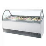 TEFCOLD MILLENNIUM LX24 Glassfrys 1300 L, sedd rakt framifrån mot vit bakgrund
