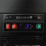 TEFCOLD PDA3-CTF90B-1 Kylmonter 390 L, ytterligare invändig vy som visar hyllor med kylda varor