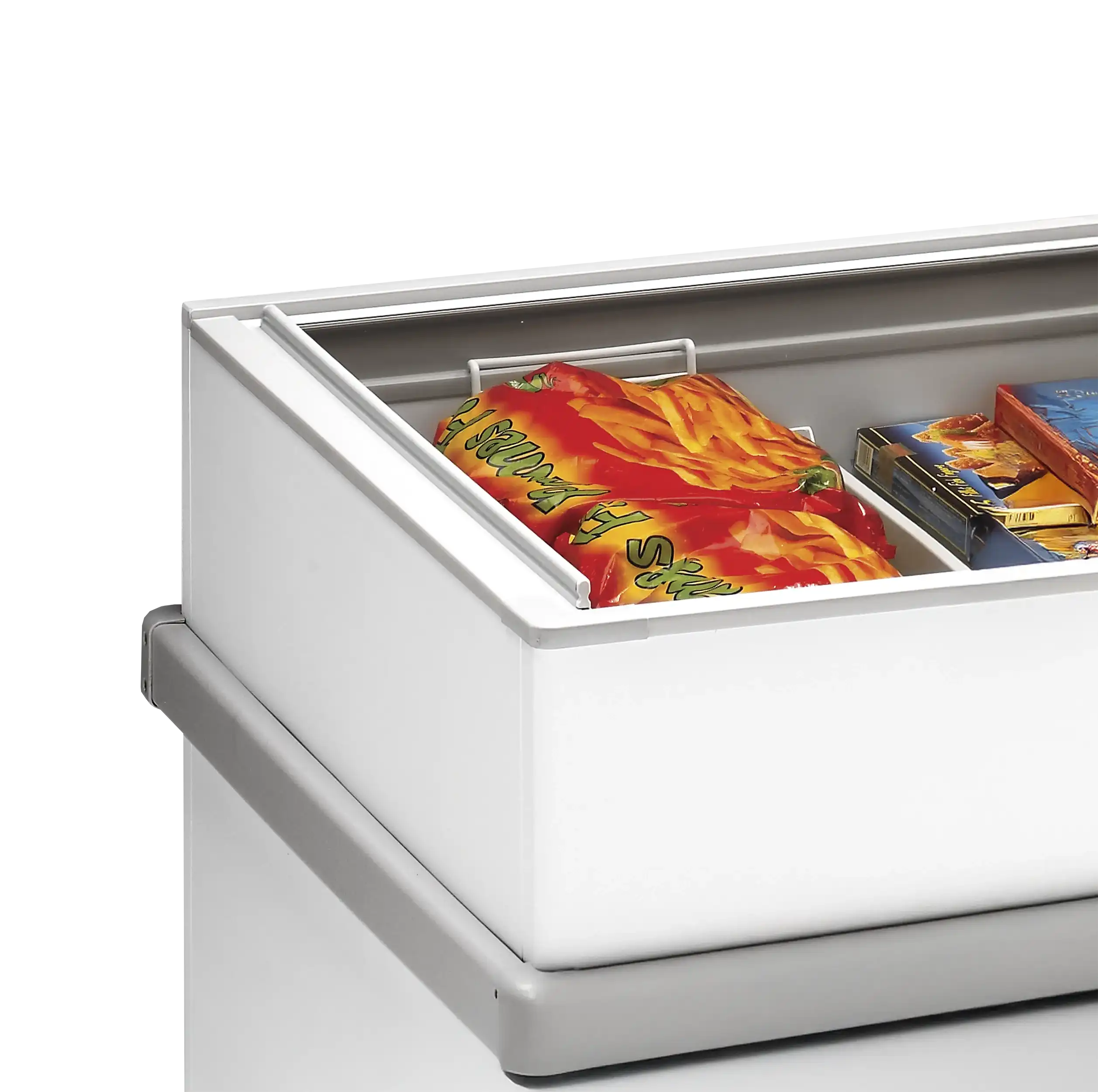 Närbild på TEFCOLD SSF200 frysbox med frysta varor