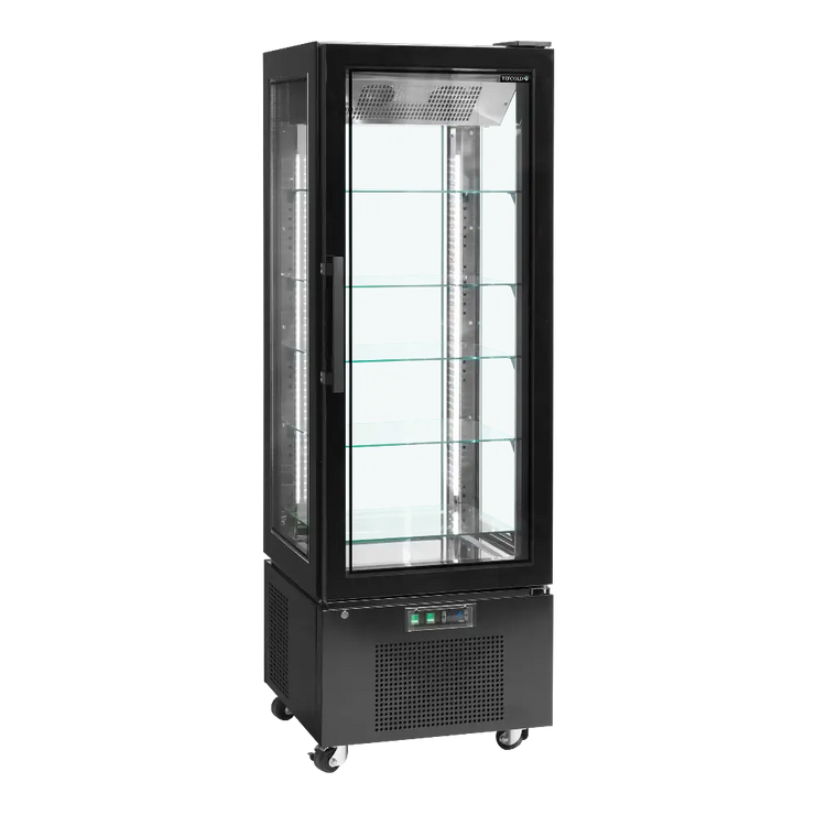 TEFCOLD UPD400-C Kylmonter med tomma glashyllor och LED-belysning, sedd i vinkel.