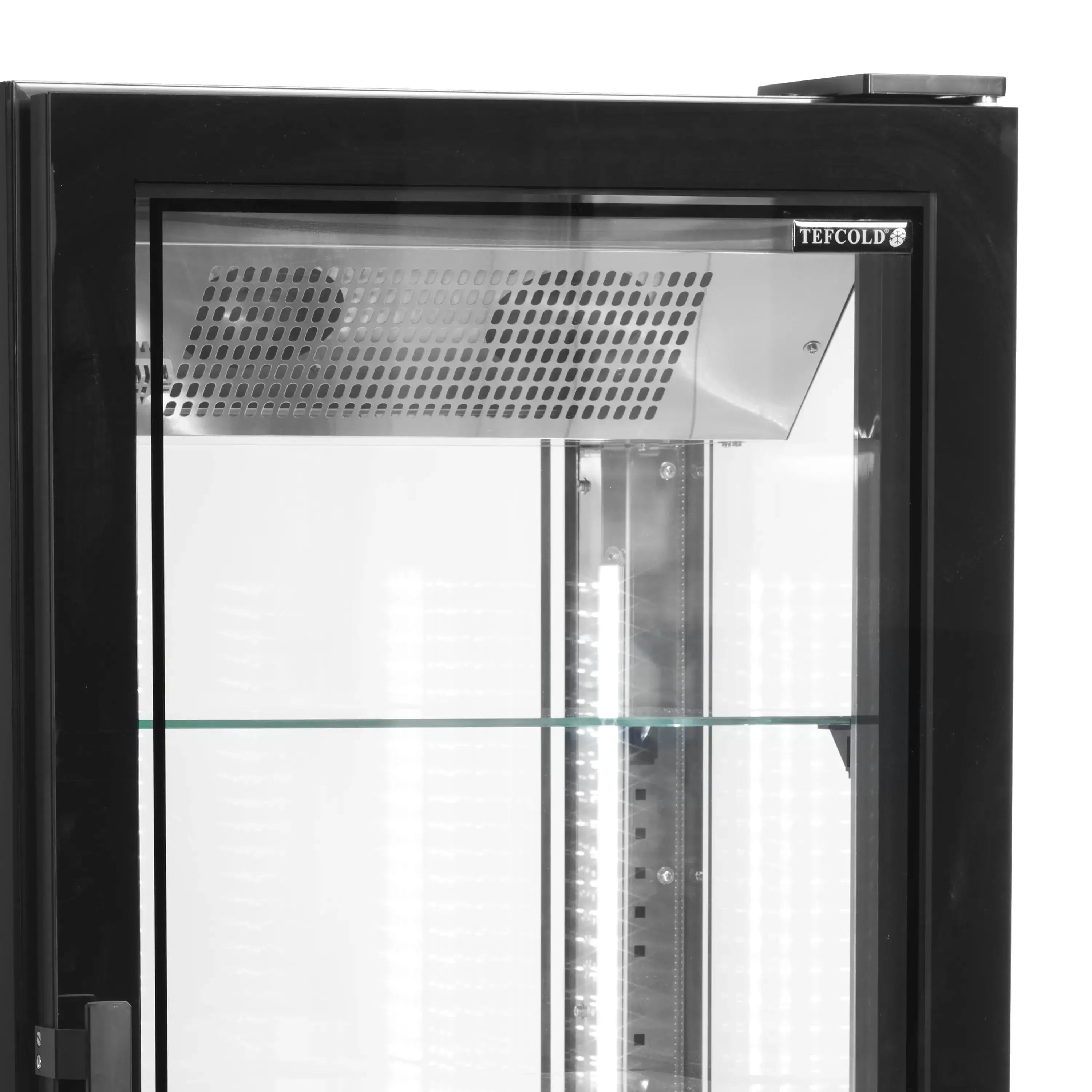 Övre del av Tefcold UPD400-F Frysmonter med ventilationsgaller och LED-belysning.