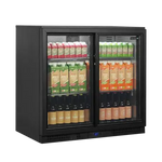 Tefcold BA26S Barkyl fylld med flaskor och juicepaket.