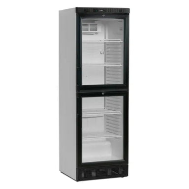 Tefcold SCU2375 Displaykyl med tom inredning och glasdörrar
