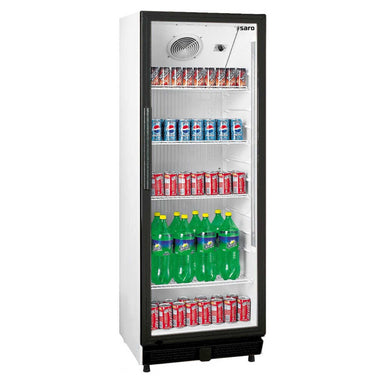 SARO GTK 230 Displaykyl med glasdörr, fylld med burkläsk och PET-flaskor i flera nivåer.