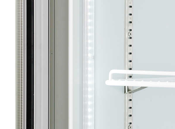 Invändig LED-belysning i Cool Head RCG 2500 displaykyl.