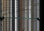 Glashylla och LED-belysning i Cool Head VRP 804B kylmonter.