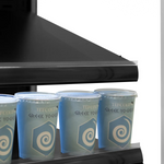Hyllplan med produkter i TEFCOLD PC2500B väggkyl