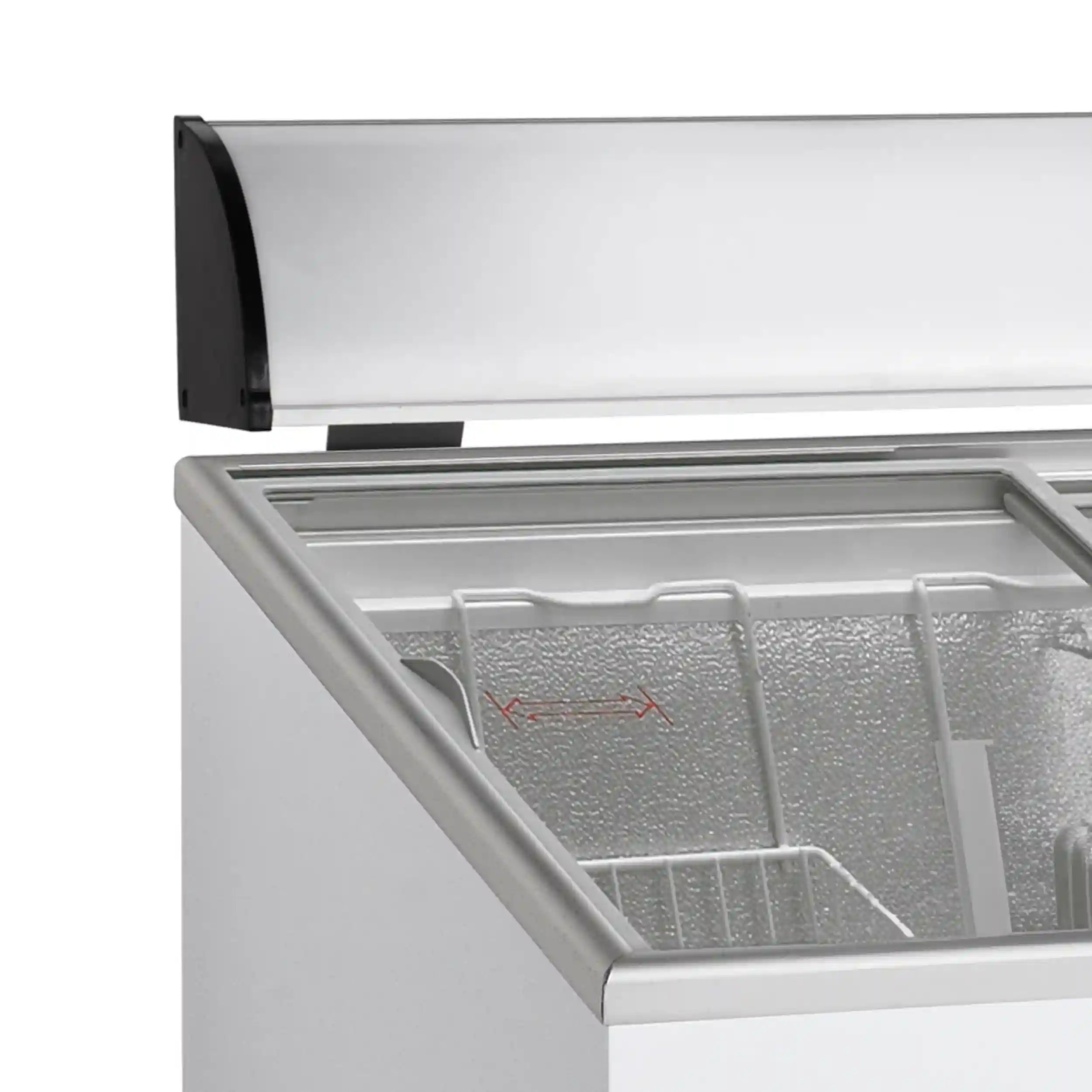 TEFCOLD ST160 Frysbox med öppet glaslock och invändig förvaring.